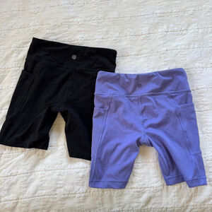 Altheta Girl Set of 2 Girls Athletic Bike Shorts • Size: M / 8-10